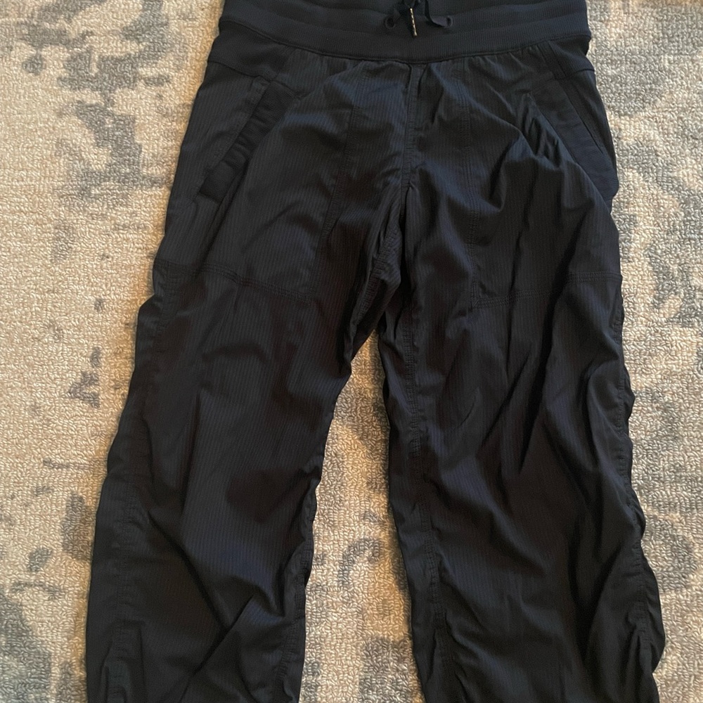 Womans Lululemon Black 
Dance studio cropped  Pants